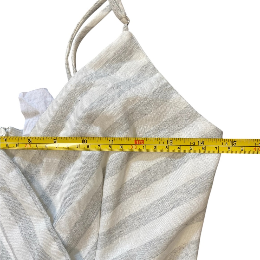 Sadie and Sage Grey and White Straps Elegant Jumpsuit Wide Legs Trending Now S - Picture 7 of 10